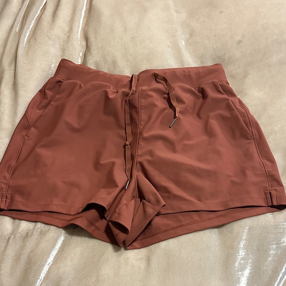 Women's Rust Shorts